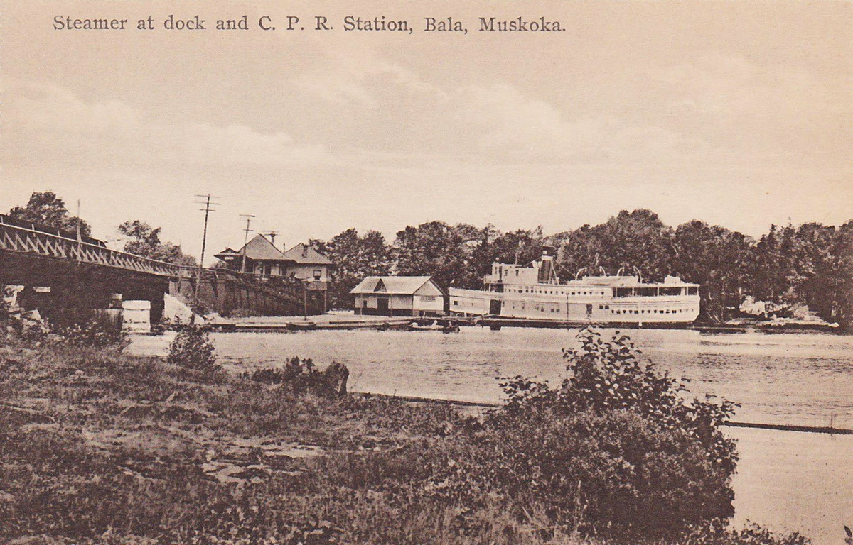 SteamerAtDockAndCPRstation.jpg
